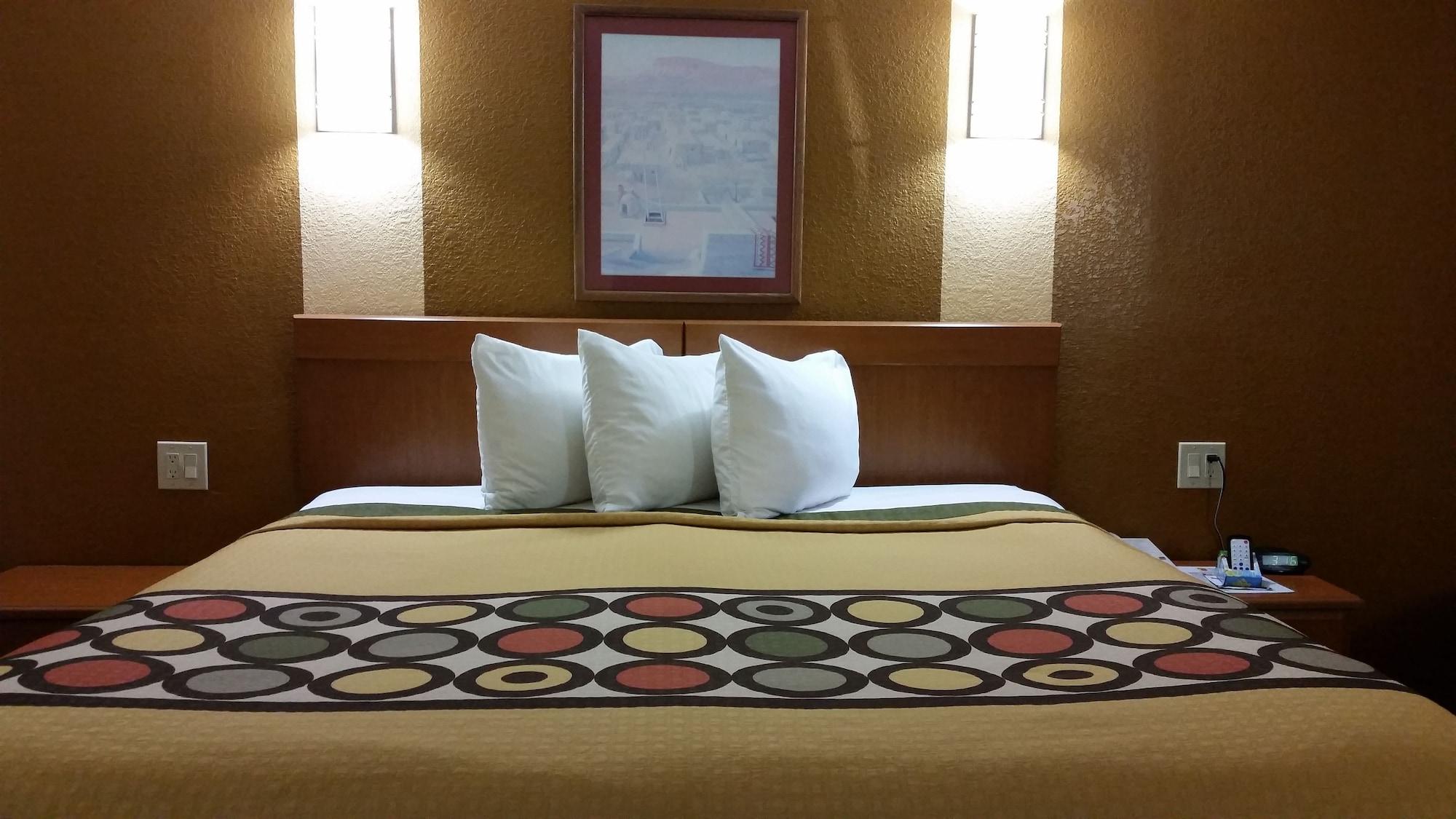 Super 8 By Wyndham Waco/Mall Area Tx מראה חיצוני תמונה